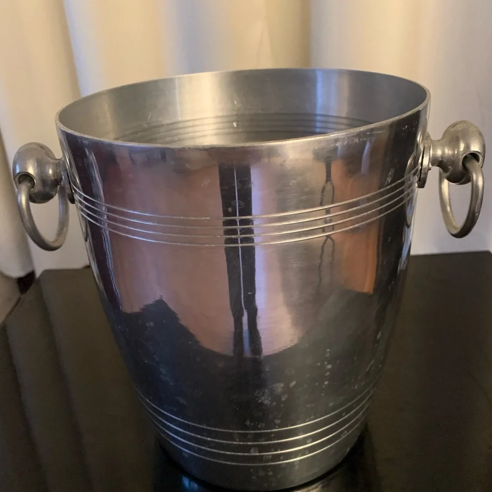 Vintage MOËT CHANDON Champagne/Wine bucket